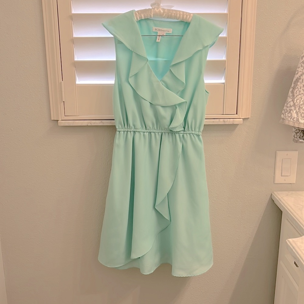 BCBG Aqua dress with pockets! Size XS